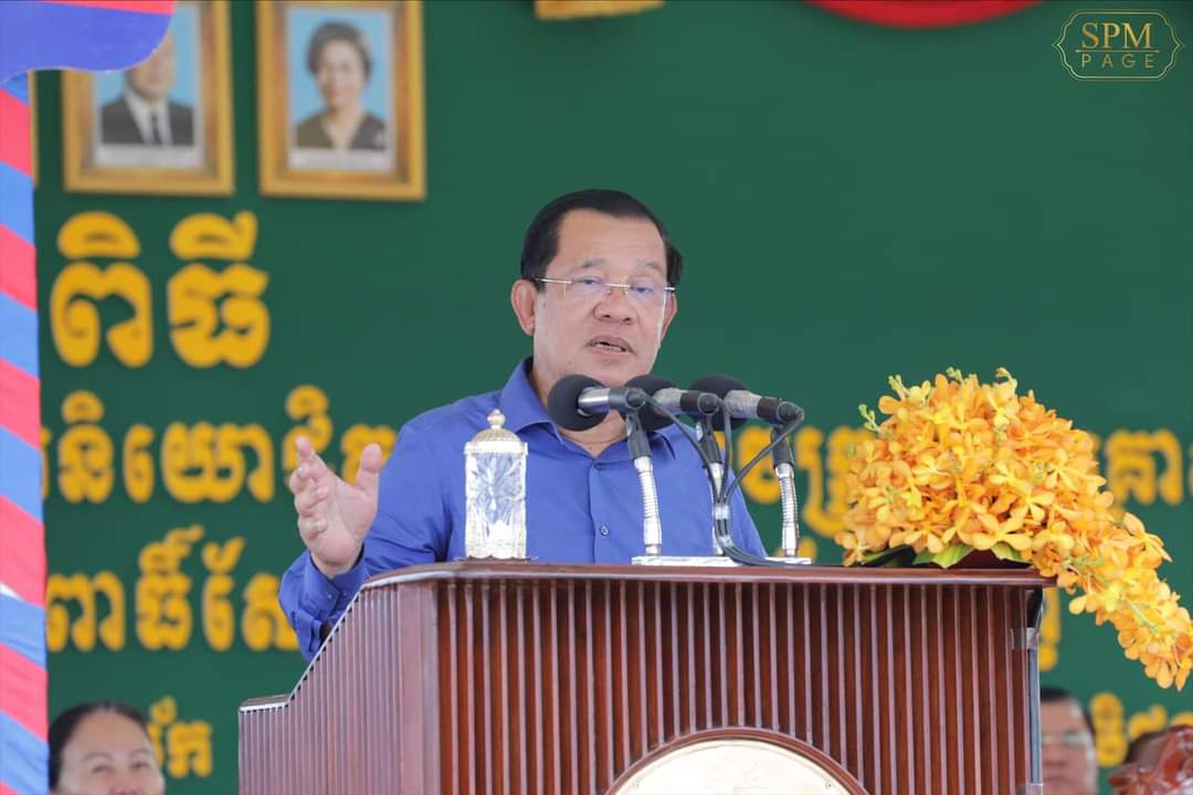 សម្តេចតេជោ ហ៊ុន សែន បន្តអញ្ជើញចុះជួបបងប្អូនកម្មករ កម្មការិនី ជិត២ម៉ឺននាក់ជាបន្តទៀត នៅតំបន់ព្រៃស្ពឺ ខណ្ឌពោធិ៍សែនជ័យ រាជធានីភ្នំពេញ