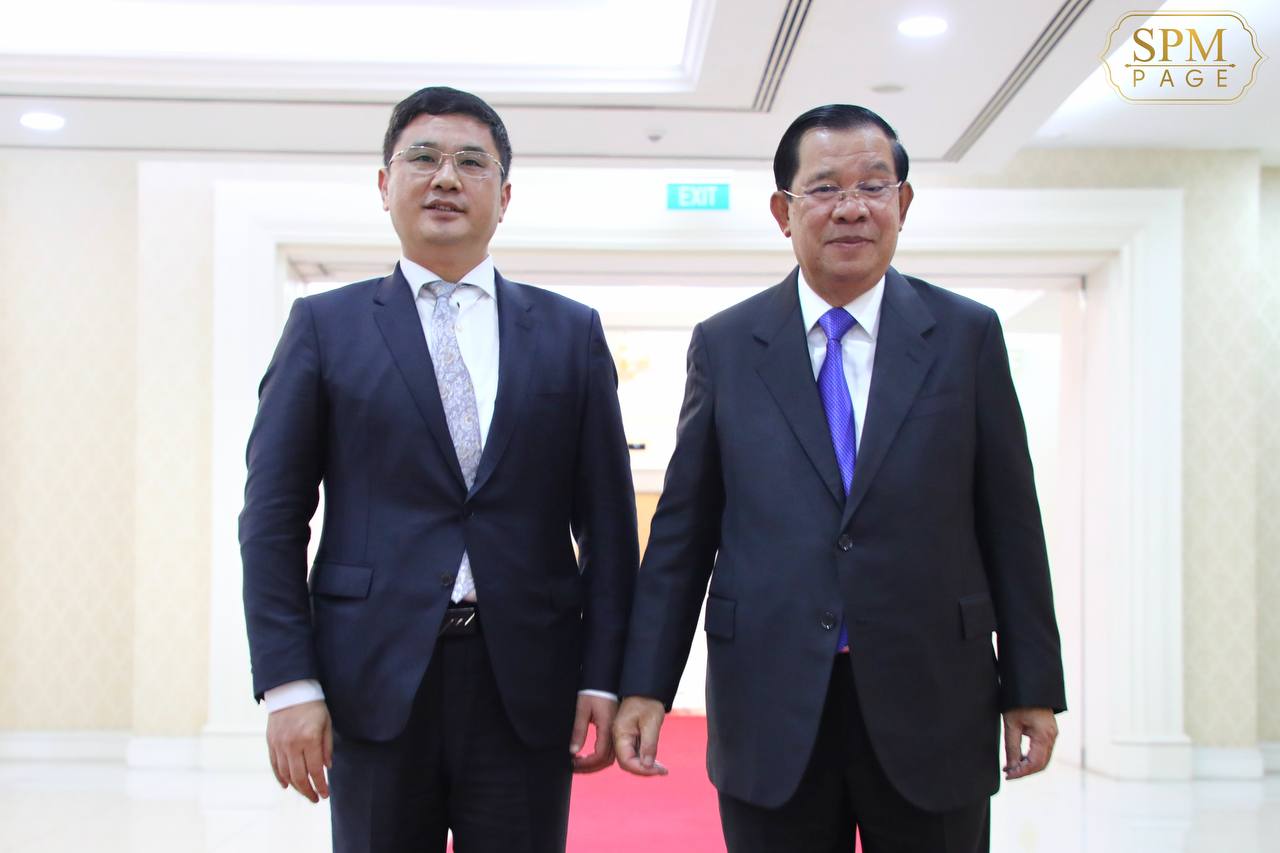 សម្តេចតេជោ ហ៊ុន សែន អនុញ្ញាតឲ្យប្រធានក្រុមហ៊ុនសាជីវកម្មស្ពានថ្នល់ចិន ចូលជួបសម្តែងការគួរសម