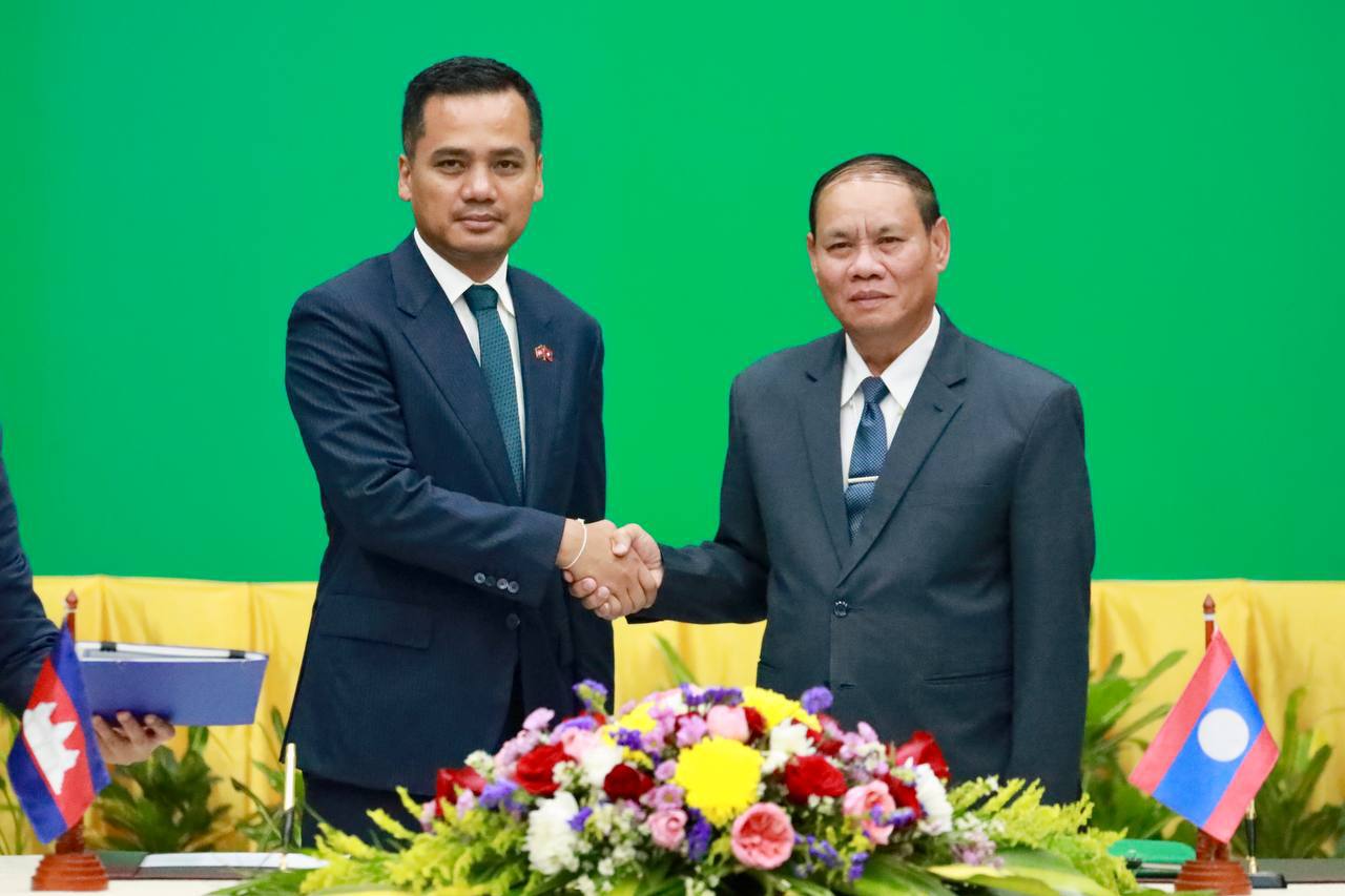 កិច្ចប្រជុំរវាងក្រសួងមហាផ្ទៃកម្ពុជា និងក្រសួងសន្តិសុខសាធារណៈឡាវ